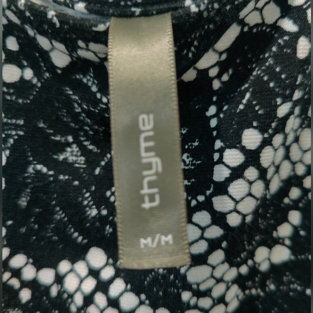 Thyme maternity dress - Picture 3 of 3